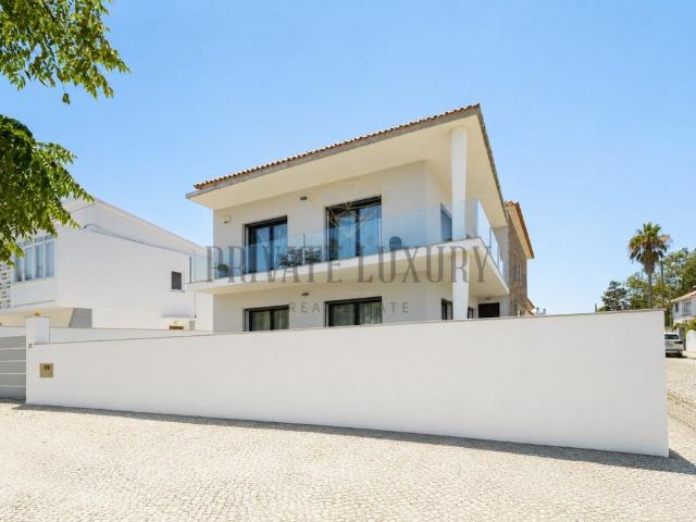 Surf, Work & Live | Moradia V7 com Piscina Aquecida e Jacuzz. 330m² Costa Da Caparica