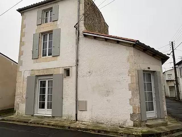 Surgères 17700 Location maison 4 pièces t4