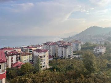 Sürmene Çarşı Mahallesi Seymenlide Manzaraya Hakim 3+1 150 M2 Sıfır Yapılı Daire