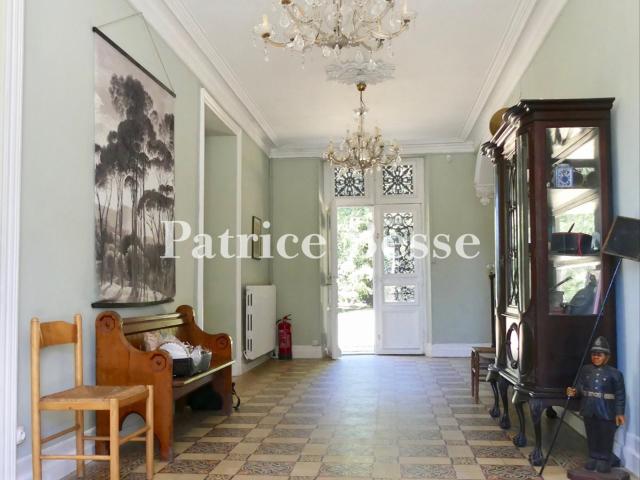Un logis raffiné et son parc au dessus de Saint Maixent l'Éc. 400m² Saint Maixent l'Ecole