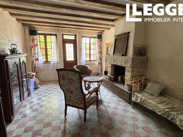 Surprenante maison de bourg, en plein cœur du Perche