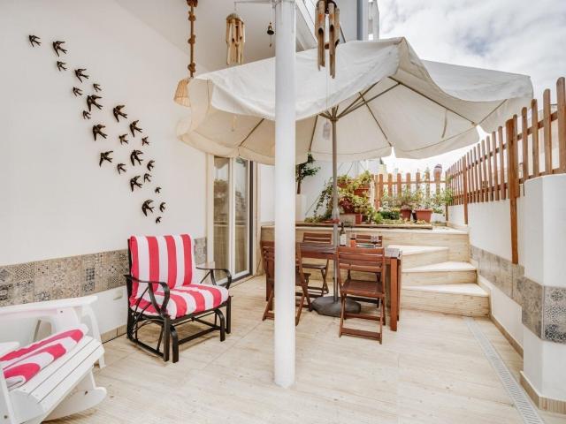 Surpresa na Lapa: T3 com terraço e Jacuzzi 92m² Estrela