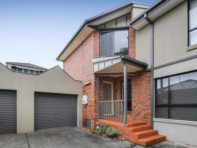 Surprising space in prime parkland setting