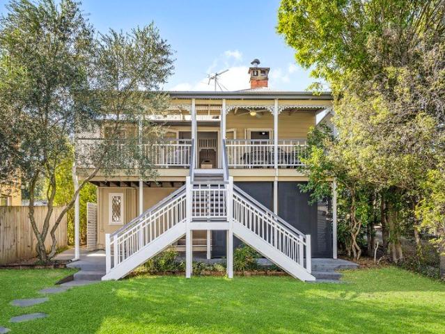 Surprisingly Spacious & Versatile Family Home