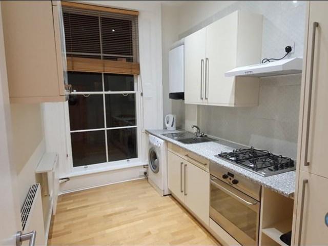 Surrendale Place, London, W9 1 bed flat to rent £2,275 pcm £525 pw