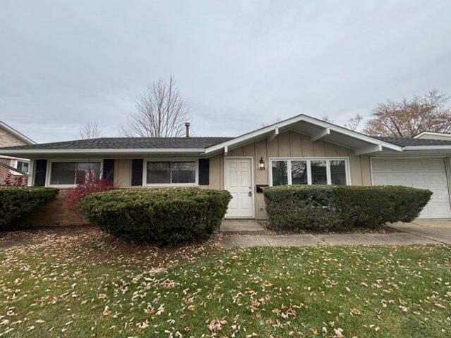Surrey Dr, Streamwood, Home For Sale