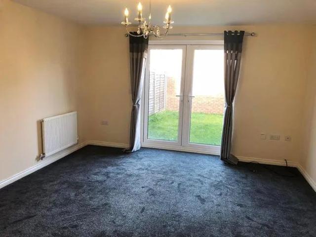 Surrey Drive, Coventry, New Stoke Village. CV3, Property for rent