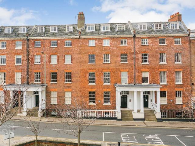 Surrey Street, Norwich 2 bed flat to rent £1,350 pcm £312 pw