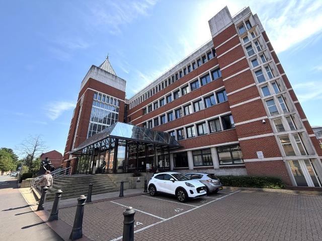 Surrey Street, Norwich NR1, 2 bed flat to rent, £1,195 pcm | PrimeLocation