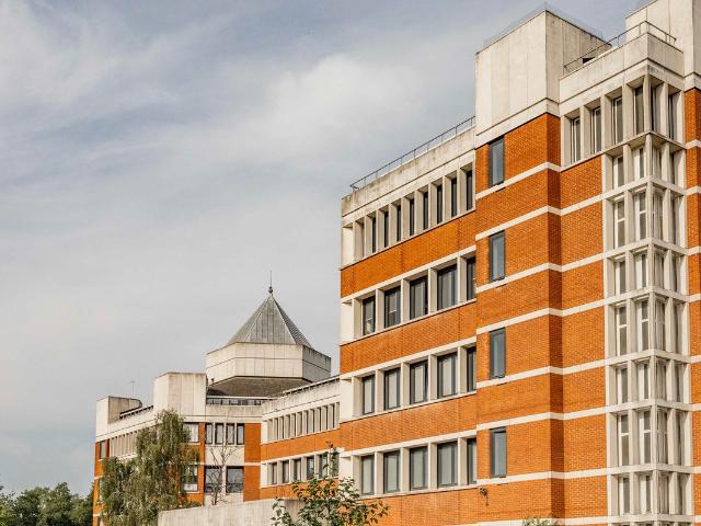 Surrey Street, Norwich NR1, 2 bed flat to rent, £1,350 pcm | PrimeLocation