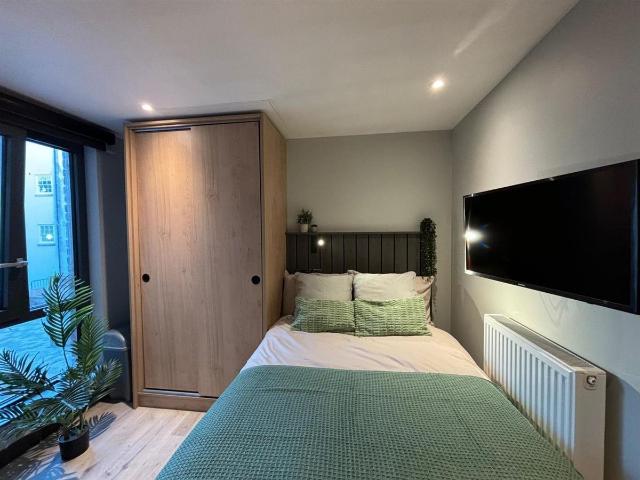 Surrey Street, Bristol BS2, Studio to rent, £1,729 pcm | PrimeLocation