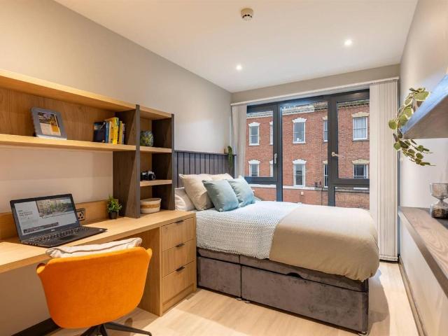 Surrey Street, Bristol BS2, 1 bed flat to rent, £1,083 pcm | PrimeLocation