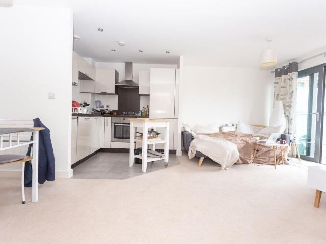 Surrey Quays Road, Canada Water, London, Greater London SE16, 1 bed flat to rent, £2,250 pcm | PrimeLocation