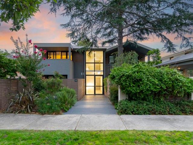 Surrounded by natural green spaces including Boisdale Street Reserve and the expansive Wattle Park, the area offers a peaceful lifestyle