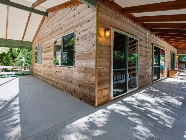 Surrounded by Nature in Springbrook Power and Water included