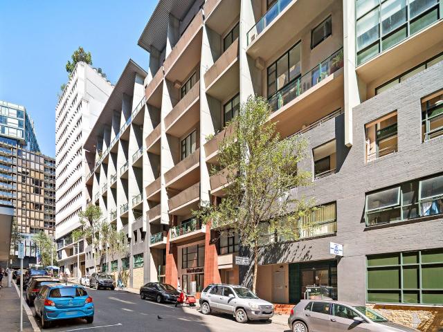 Surry Hills, 306/1 Poplar Street