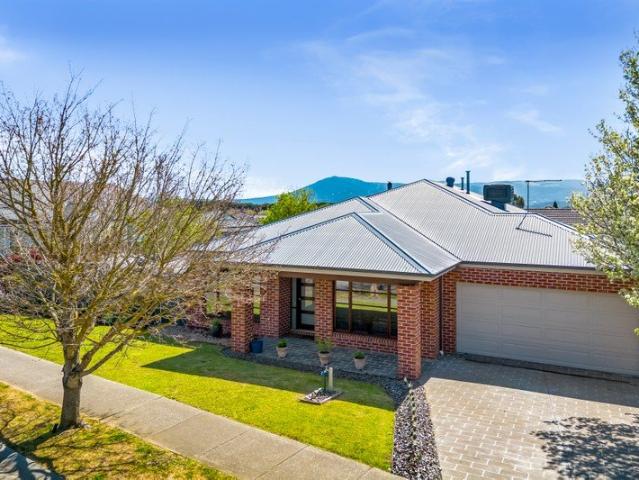 SUSTAINABLE FAMILY LIVING IN A FANTASTIC NEW GISBORNE LOCATION