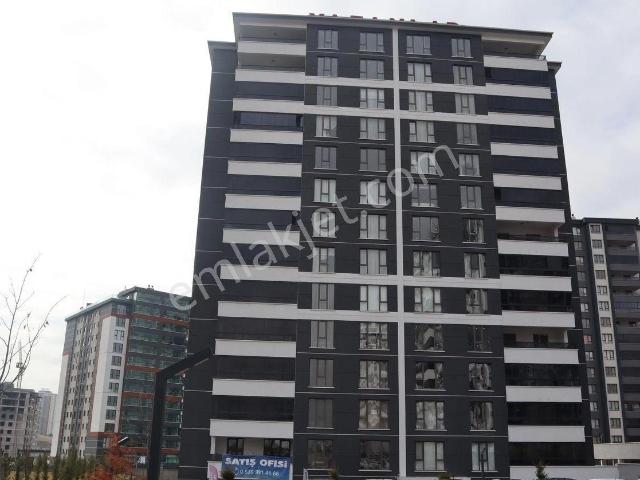 Susuz Mahallesi Ritsa Konutları Satılık 4+1 Daire