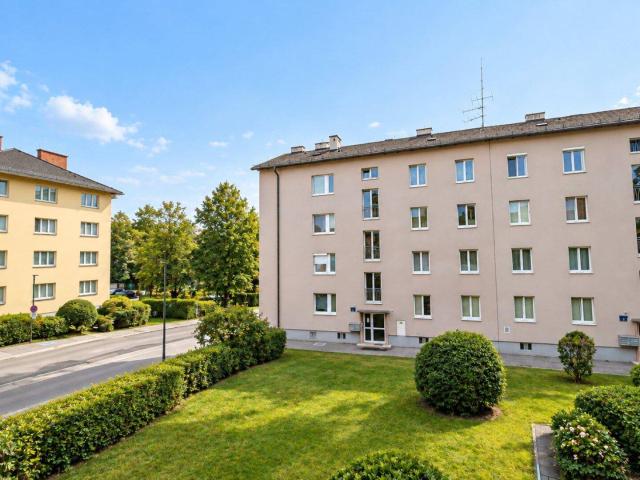 Süße 4 Zimmer Wohnung mit Balkon im Herzen von Krems