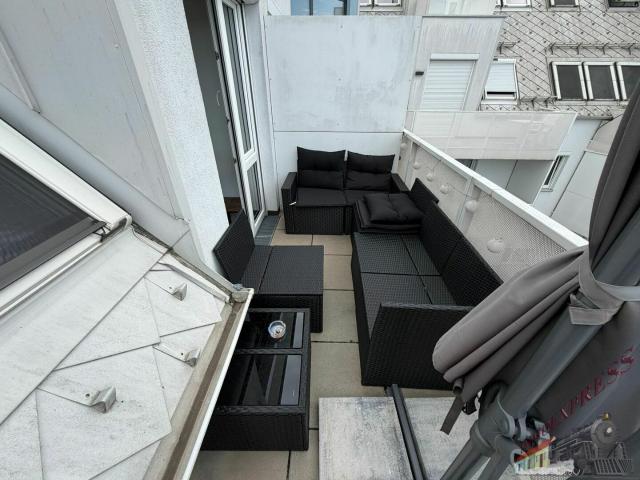 Süßer Singlehit mit Balkon in der Himberger Straße sucht Langzeitmieter/In