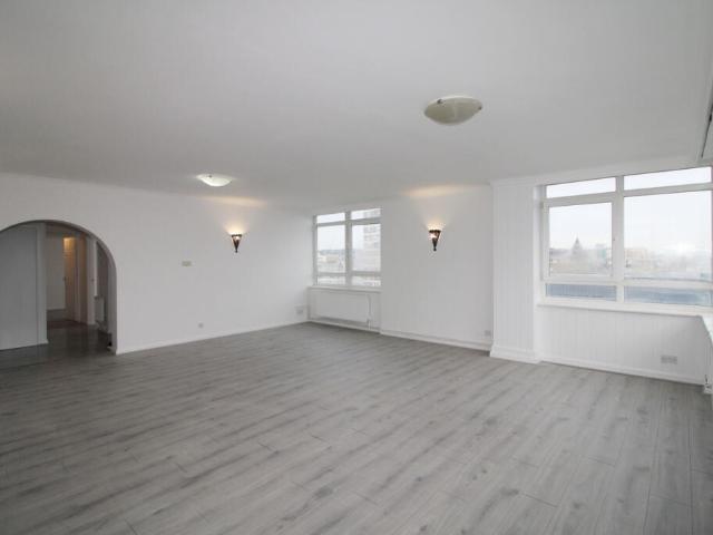 Sussex Heights, 14 St Margaret's Pl, Brighton And Hove BN1, 2 bed flat to rent, £2,000 pcm | PrimeLocation