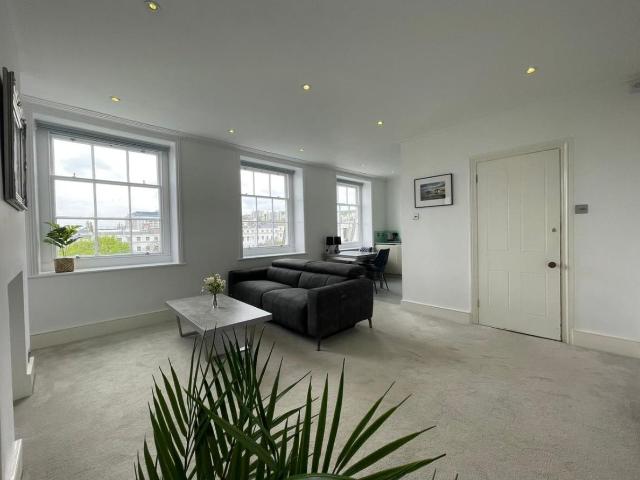 Sussex Square, Brighton BN2, 2 bed flat to rent, £1,850 pcm | PrimeLocation