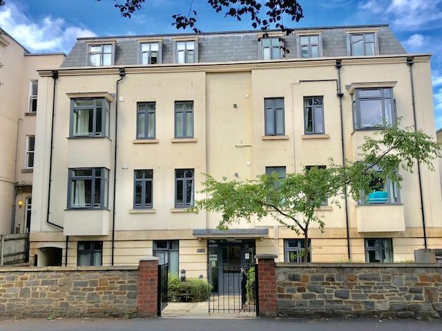 Sussex Place, Bristol, BS2 1 bed apartment to rent £1,100 pcm £254 pw