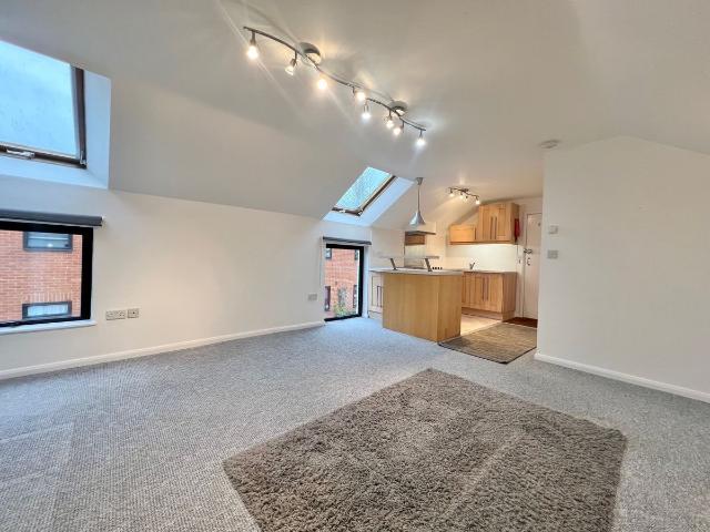 Sussex Road, South Croydon CR2, 1 bed flat to rent, £1,250 pcm | PrimeLocation