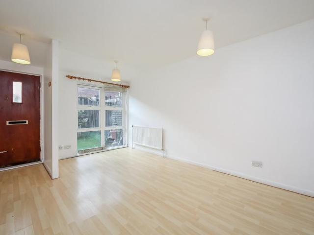 Sussex Way, Archway 1 bed flat to rent £1,650 pcm £381 pw
