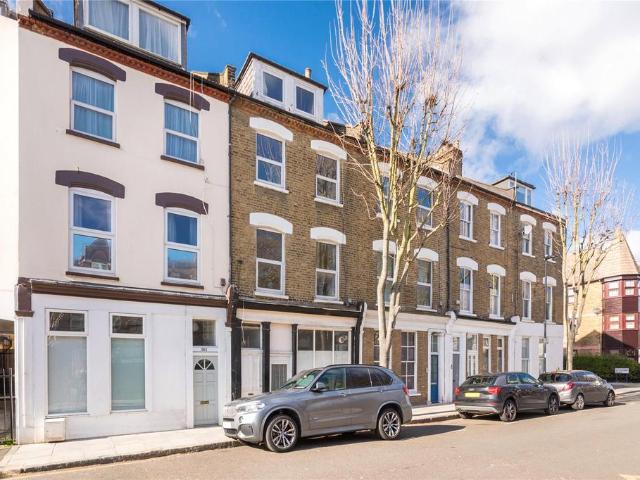 Sussex Way, London, N19 2 bed flat to rent £2,250 pcm £519 pw