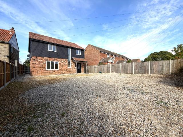 Sutton Crescent, Freethorpe NR13, 4 bed detached house to rent, £1,795 pcm | PrimeLocation