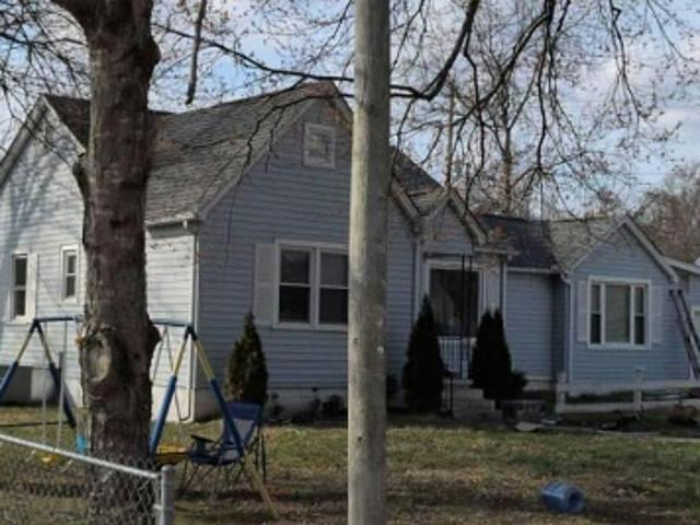 Sutton Ave