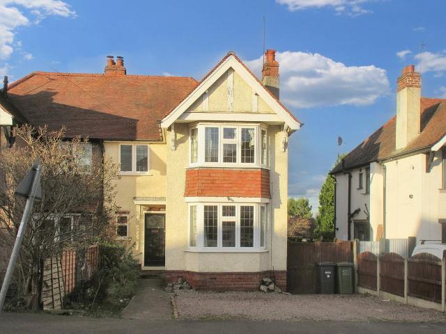 Sutton Park Road, Kidderminster DY11 3 bed semi detached house to rent £1,150 pcm £265 pw