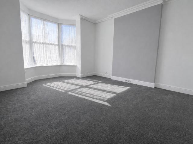 Sutton Road, Walsall, WS1 1 bed flat to rent £850 pcm £196 pw