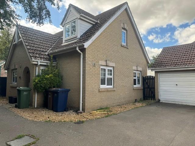 Sutton Road, Leverington, WISBECH 3 bed chalet to rent £1,200 pcm £277 pw