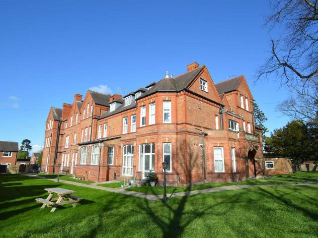 Sutton Road, Shrewsbury 1 bed flat to rent £850 pcm £196 pw