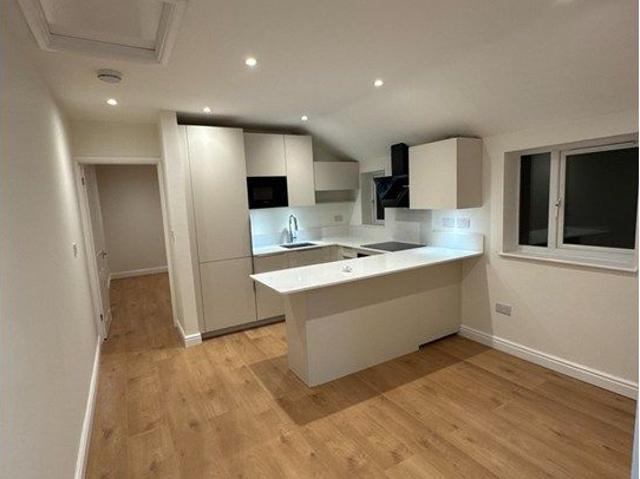 Sutton Road, St Albans AL1, 1 bed flat to rent, £1,500 pcm | PrimeLocation