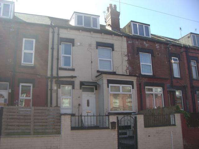 Sutherland Mount, Leeds LS9, 2 bed terraced house to rent, £900 pcm | PrimeLocation