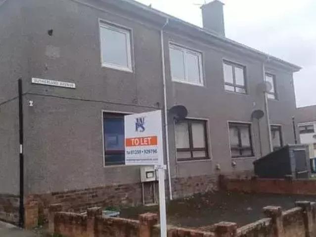Sutherland Avenue, Alloa FK10 2 bed flat to rent £695 pcm £160 pw