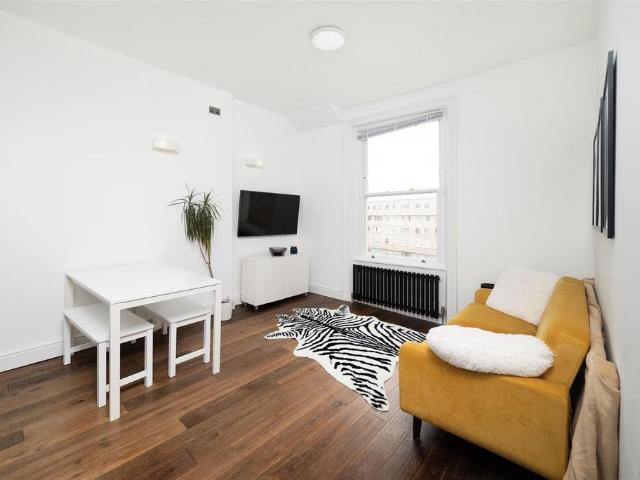 Sutherland Avenue, Maida Vale W9 2 bed apartment to rent £2,804 pcm £647 pw