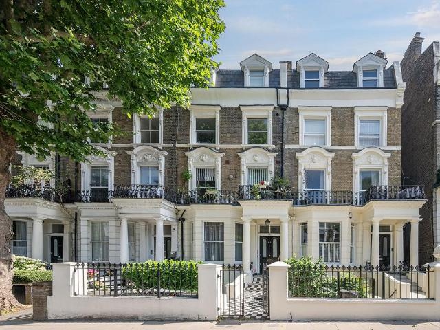 Sutherland Avenue, Maida Vale. 2 bed apartment to rent £3,250 pcm £750 pw