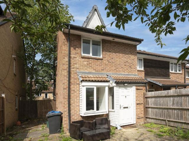 Sutherland Drive, Colliers Wood SW19, 1 bed end terrace house to rent, £1,600 pcm | PrimeLocation