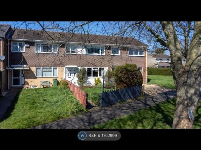 Sutherland Grove, Bletchley, Milton Keynes MK3, 3 bed semi detached house to rent, £1,625 pcm | PrimeLocation