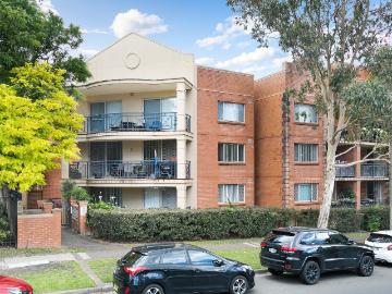 Sutherland 20/61 65 Glencoe Street