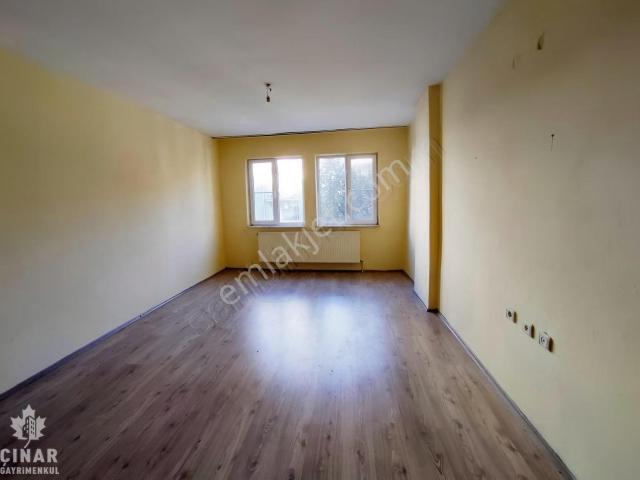 Sütlüce Mah. Soma Cadde Üstü Nef Yakını Kiralık 2+1 Daire