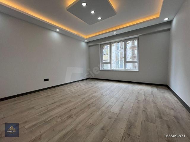 SÜTLÜCE MH. ÖZEL GARAJLI, EĞİTİMCİLER CAD. YAKINI 3+1 DAİRE