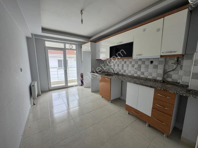 Sütlüce Mh. Asansörlü Kelepir Daire 2+1 Kiralık Daire