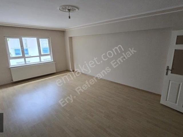 Süvari Mah Ahimesut Bulvarı Gimsa Yakını Kiralık 3+1 Daire