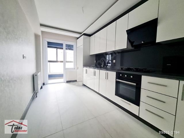 SÜVARİ MH. MERKEZİ KONUMDA SIFIR ASANSÖRLÜ BİNADA OTURUMA HAZIR 3+1 DAİRE