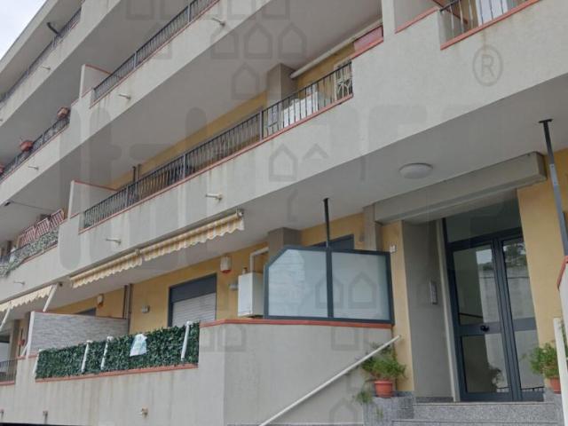 Svincolo Gazzi, C.da Nasari trilocale 99mq